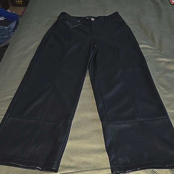 Marc New York Pants - Marc New York Andrew Marc Black‎ Wide Leg Faux Leather Pants Ladies 4 Soft Crop